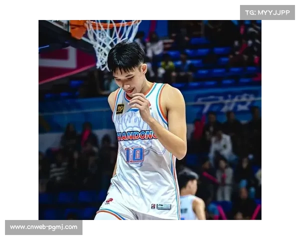 陈林坚加盟山东，外线射手提升球队三分威胁